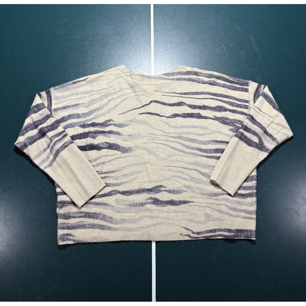 Pilcro Sweater Women's Multicolor 100% Cashmere Tiger Graphic Luxury Size Small‎ - Picture 5 of 13
